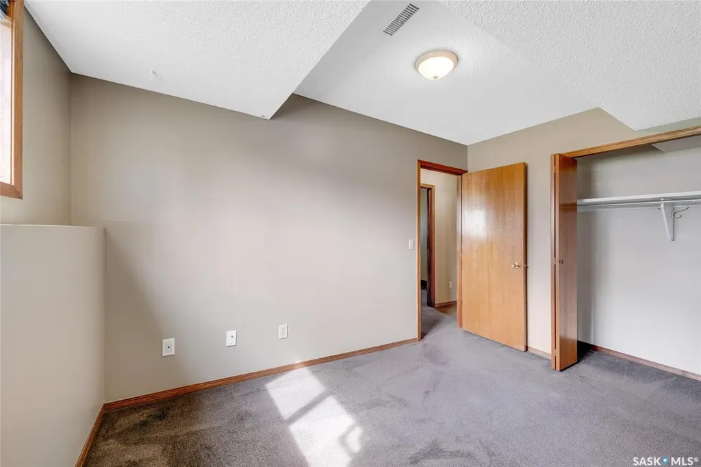 430 Berini Drive Saskatoon SK S7N 3N8
