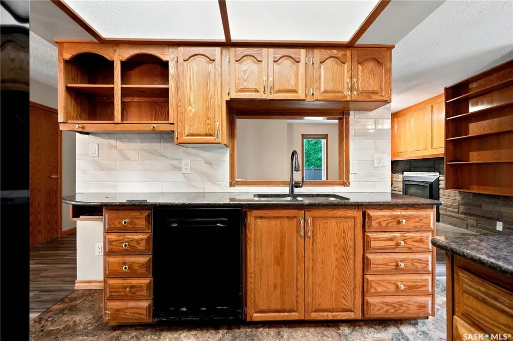 523 Spencer Crescent Saskatoon SK S7K 7T5