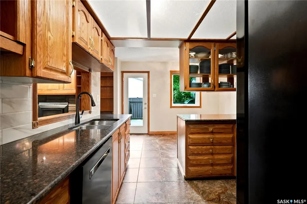 523 Spencer Crescent Saskatoon SK S7K 7T5