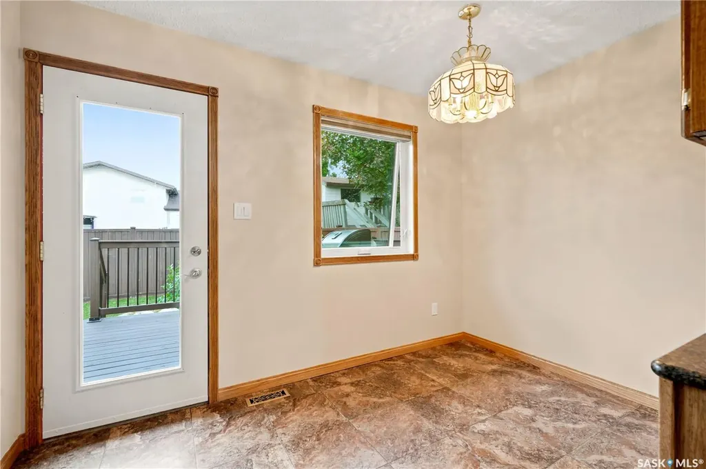 523 Spencer Crescent Saskatoon SK S7K 7T5