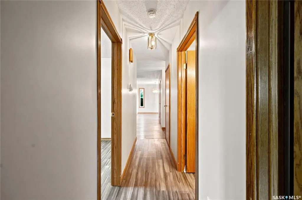 523 Spencer Crescent Saskatoon SK S7K 7T5