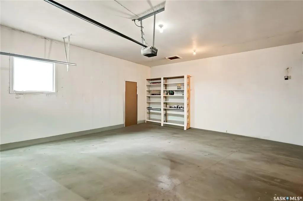 523 Spencer Crescent Saskatoon SK S7K 7T5