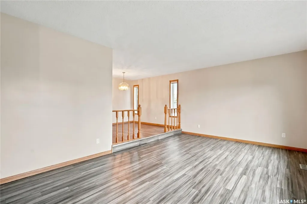 523 Spencer Crescent Saskatoon SK S7K 7T5
