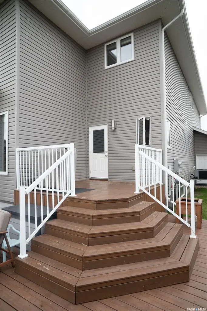 605 Cherry Court Warman SK S0K 4S2