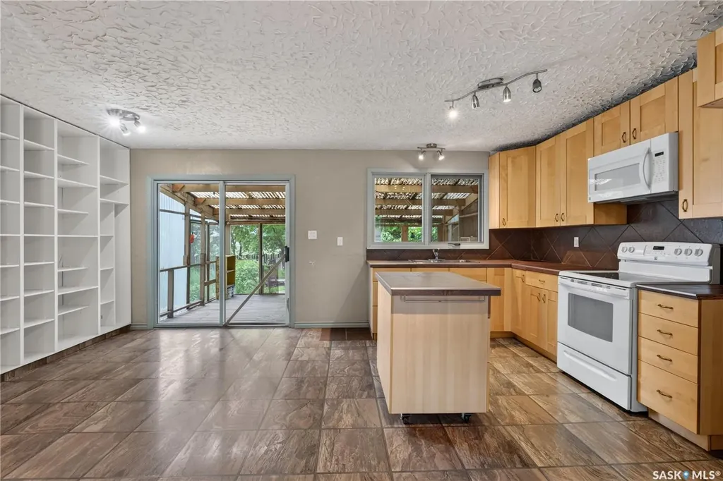 119 Skye Drive Colonsay SK S0K 0Z0
