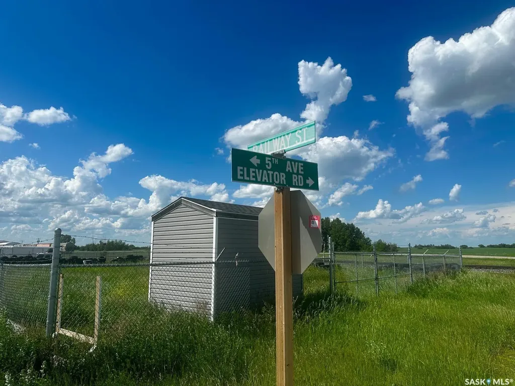 413 Railway Street Langham SK S0K 2L0