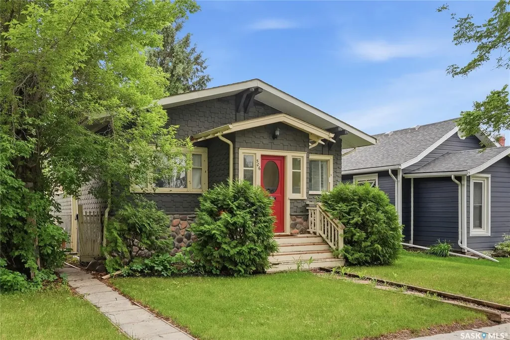 506 5th Street E Saskatoon SK S7H 1G3