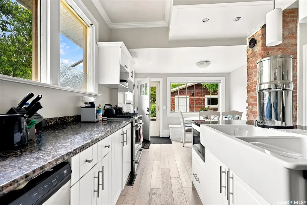 506 5th Street E Saskatoon SK S7H 1G3