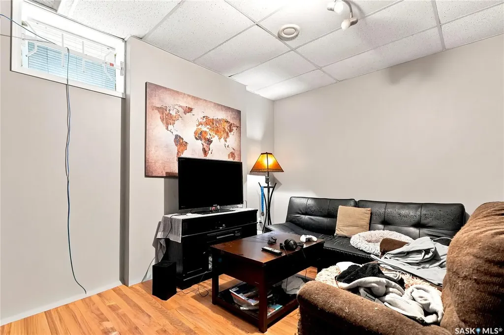 506 5th Street E Saskatoon SK S7H 1G3