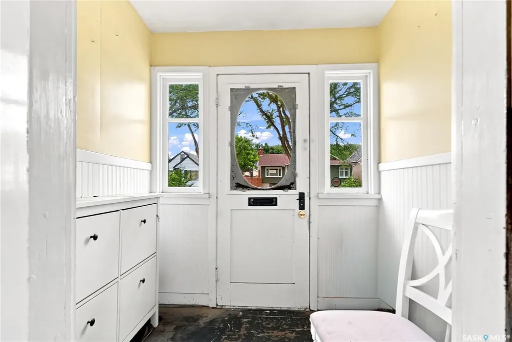 506 5th Street E Saskatoon SK S7H 1G3