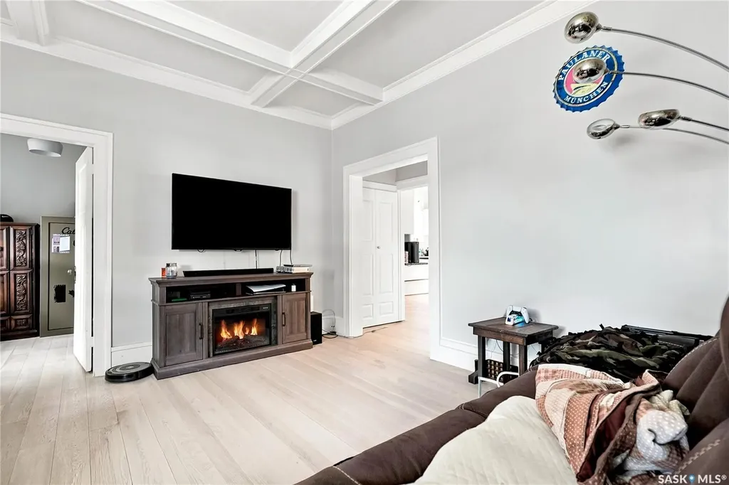 506 5th Street E Saskatoon SK S7H 1G3