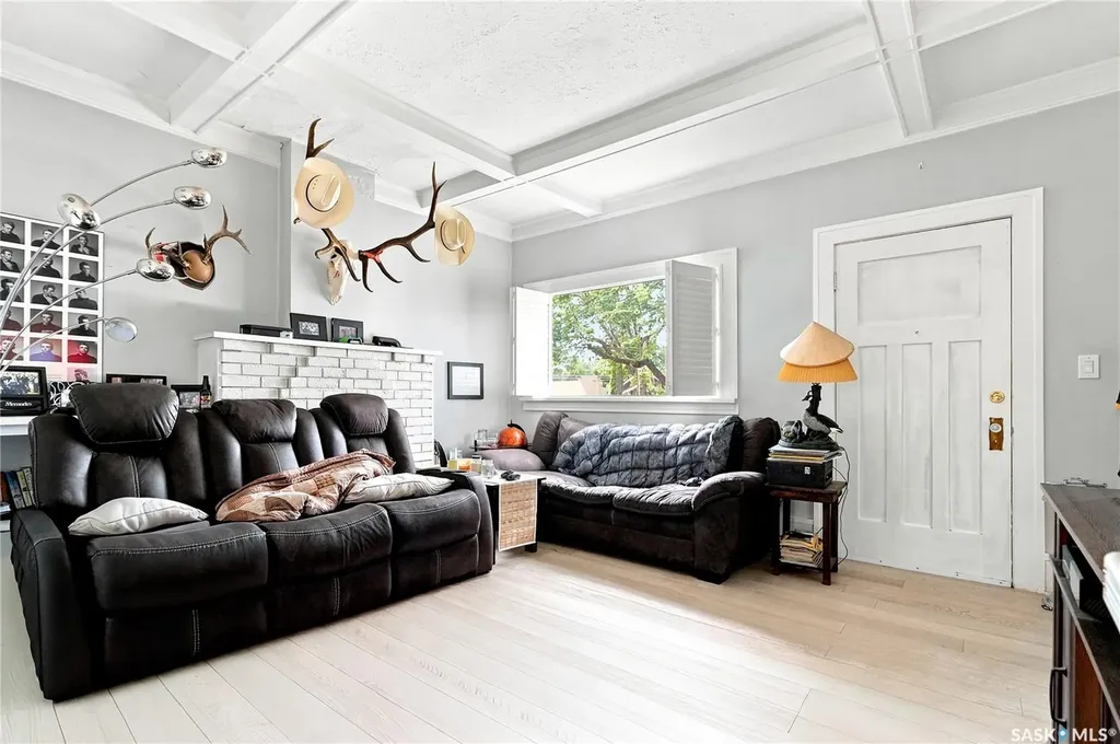 506 5th Street E Saskatoon SK S7H 1G3