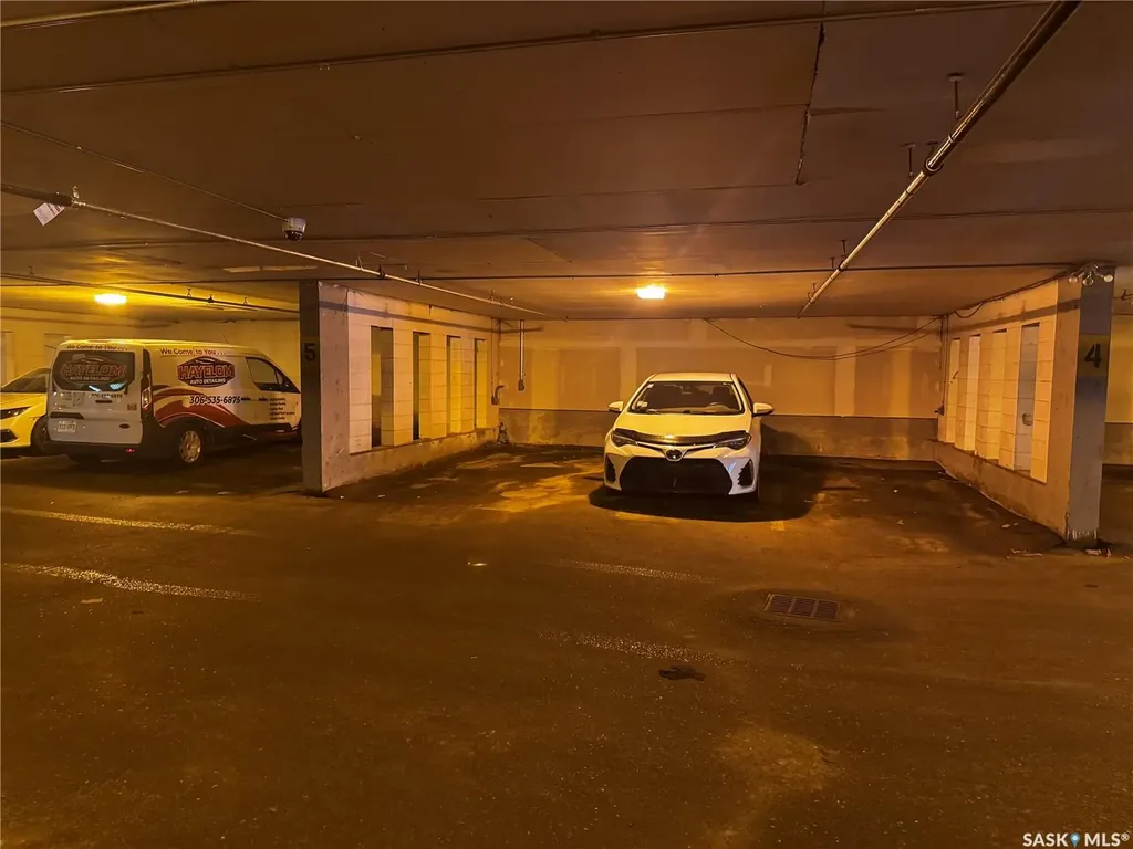 2125 Osler Street Regina SK S4P 4G9