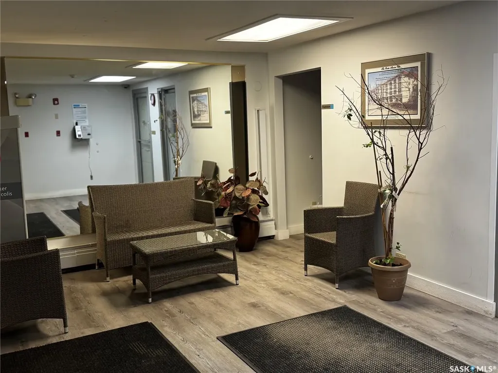 2125 Osler Street Regina SK S4P 4G9
