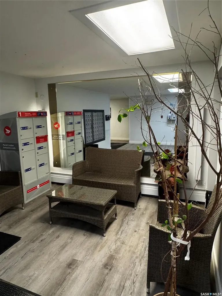 2125 Osler Street Regina SK S4P 4G9