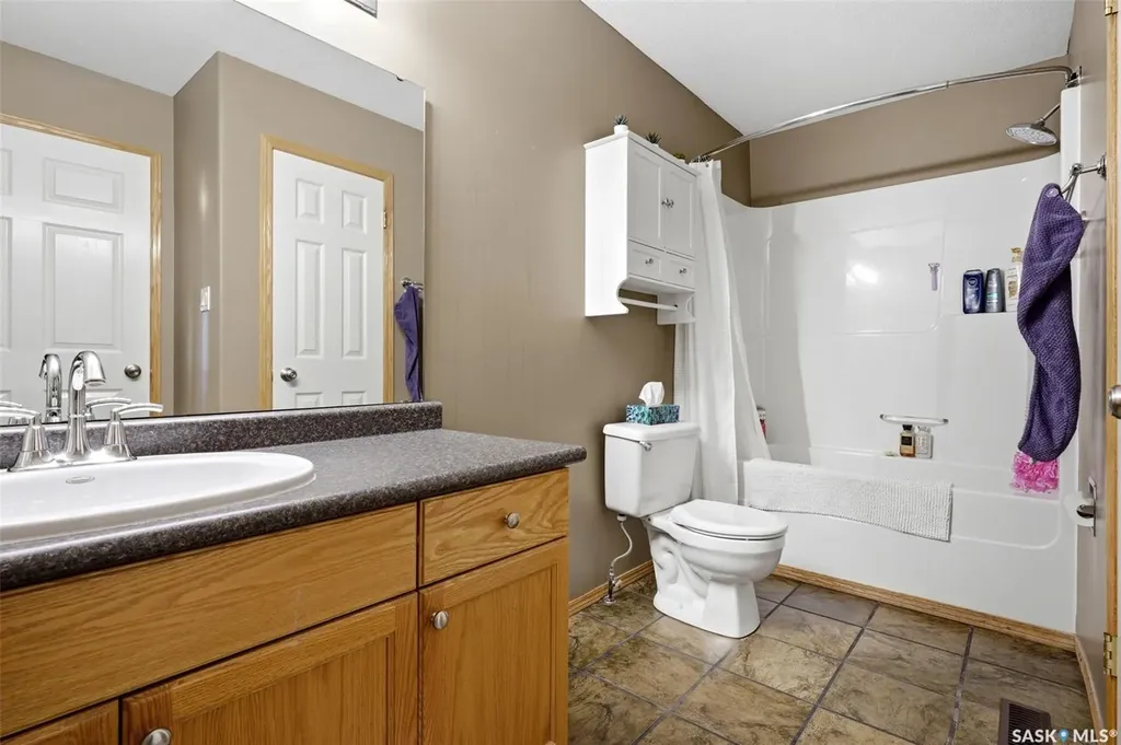 3940 7th Avenue E Regina SK S4N 7K8