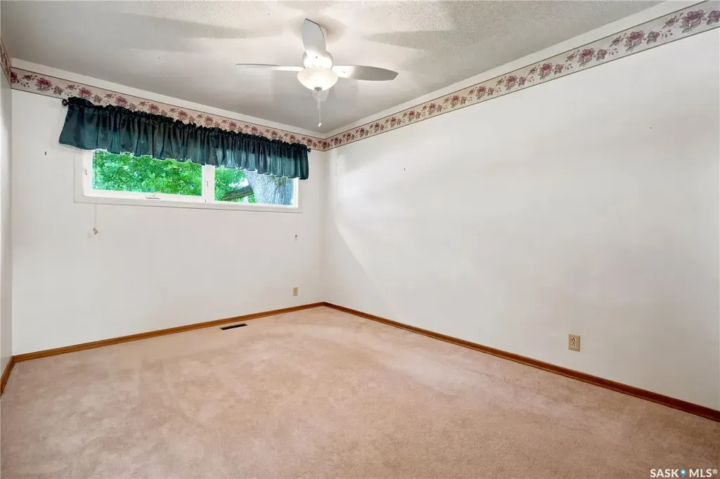 335 Broad Street Lumsden SK S0G 3C0