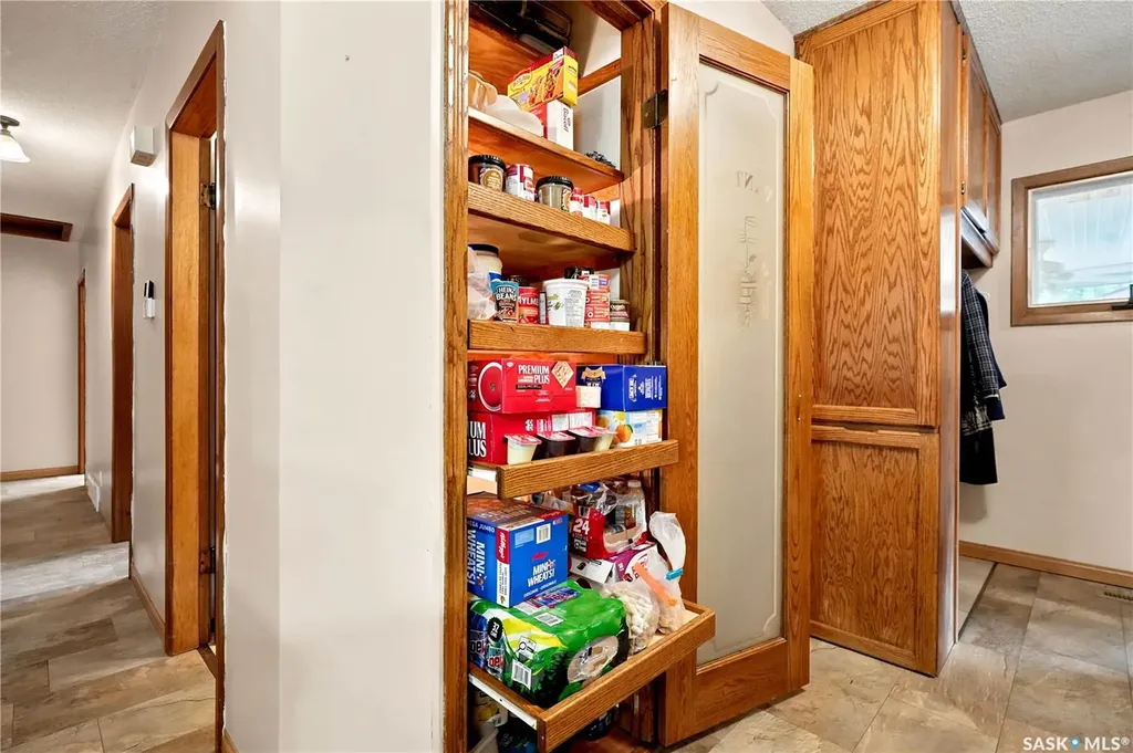 335 Broad Street Lumsden SK S0G 3C0