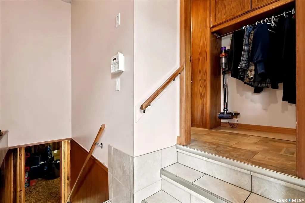 335 Broad Street Lumsden SK S0G 3C0