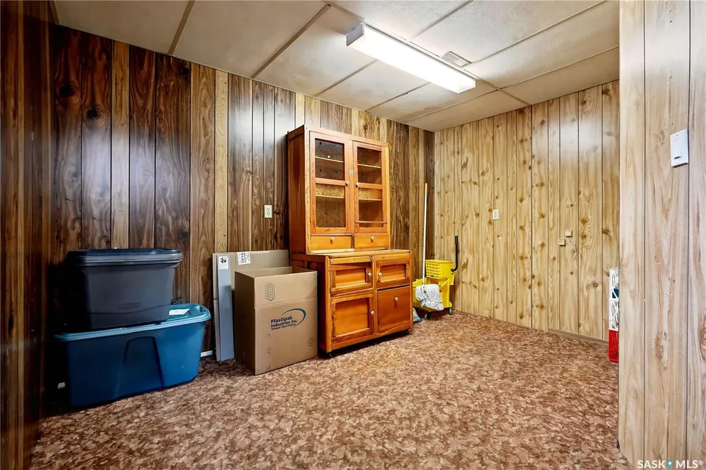 335 Broad Street Lumsden SK S0G 3C0