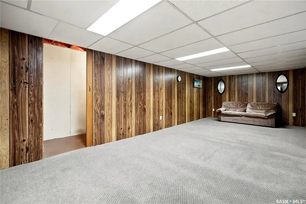 335 Broad Street Lumsden SK S0G 3C0