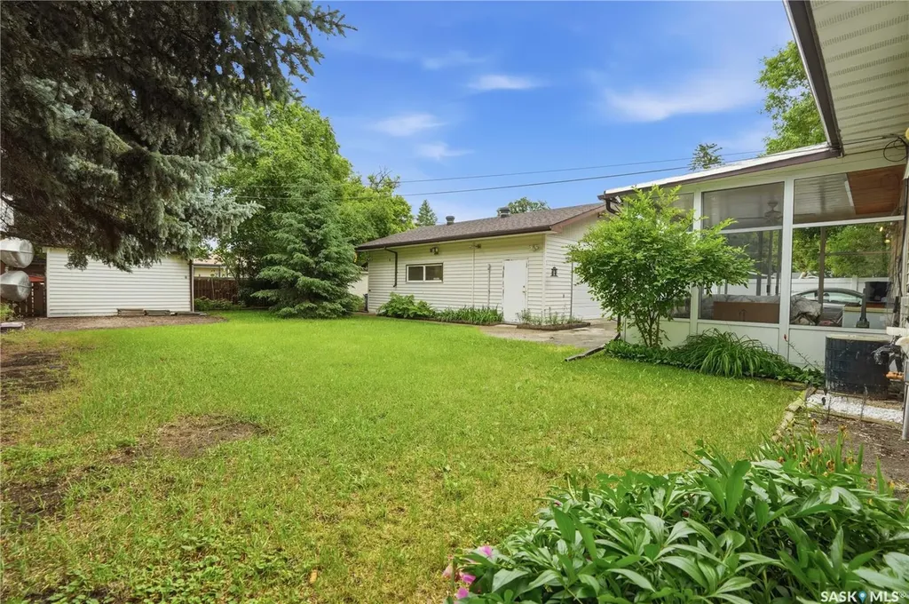 335 Broad Street Lumsden SK S0G 3C0