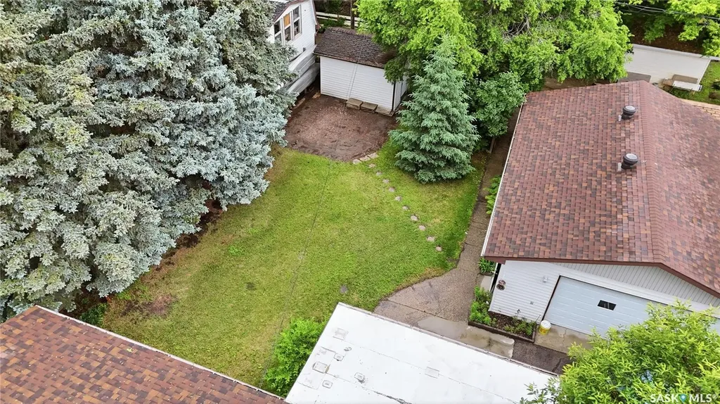 335 Broad Street Lumsden SK S0G 3C0
