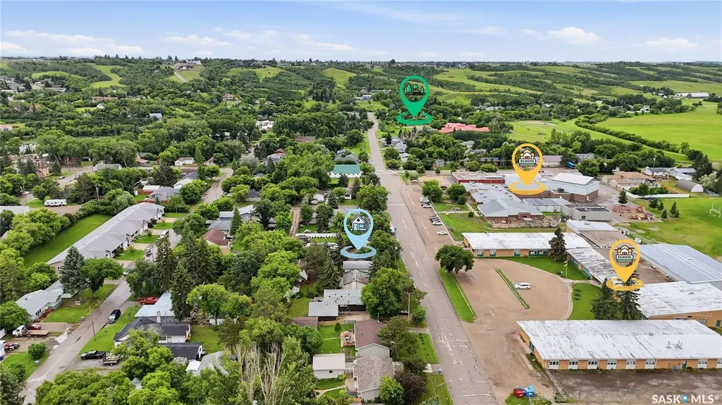 335 Broad Street Lumsden SK S0G 3C0