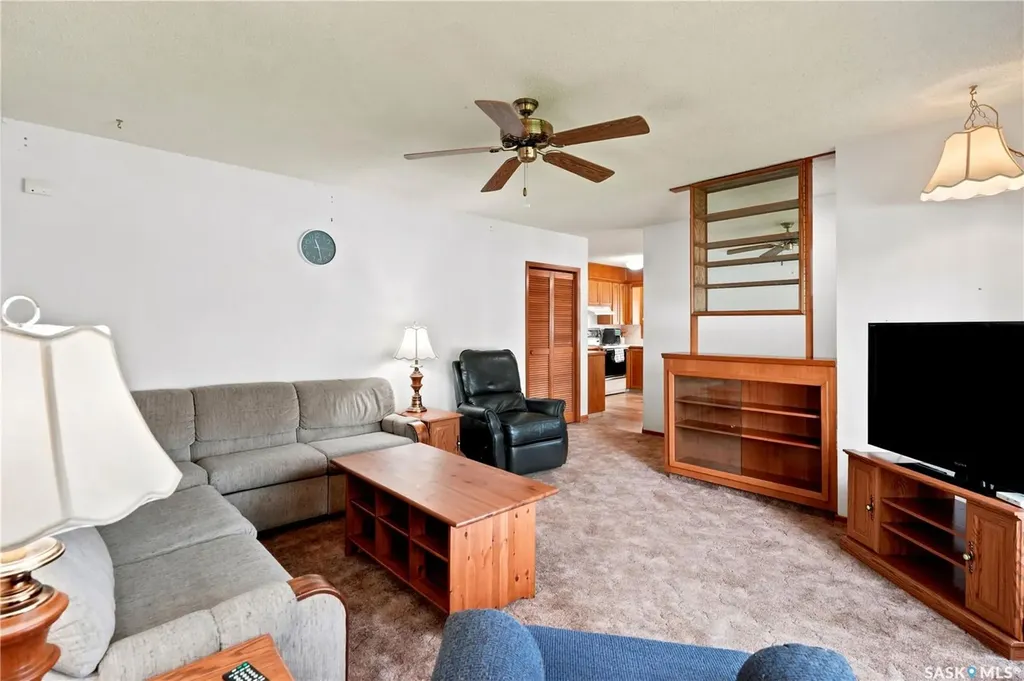 335 Broad Street Lumsden SK S0G 3C0