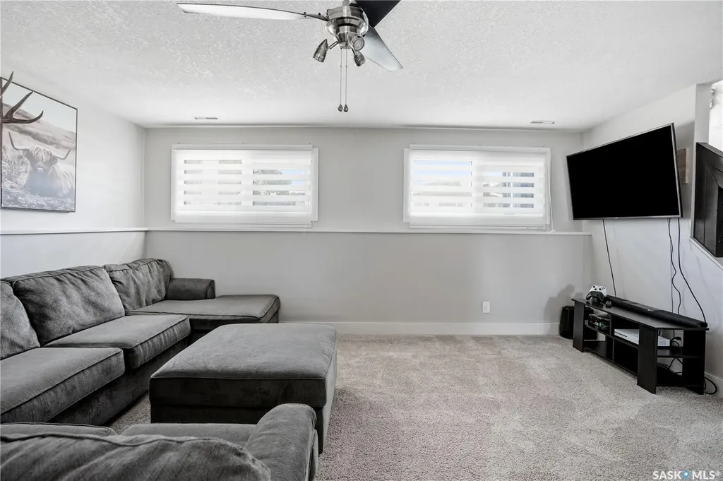 1388 Prince Crescent Moose Jaw SK S6H 6E5