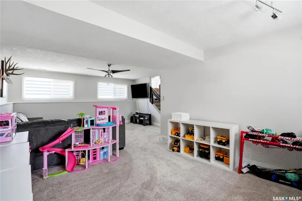 1388 Prince Crescent Moose Jaw SK S6H 6E5