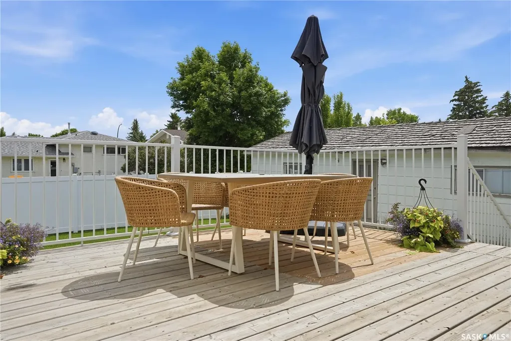 1388 Prince Crescent Moose Jaw SK S6H 6E5