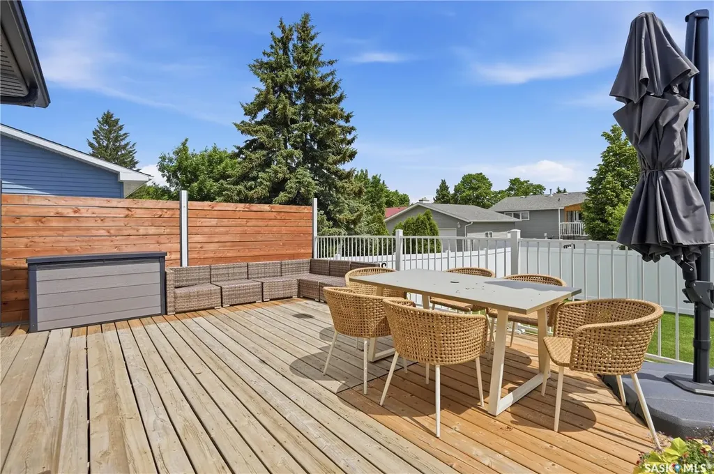 1388 Prince Crescent Moose Jaw SK S6H 6E5