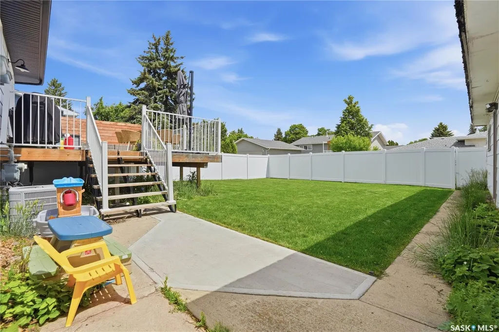 1388 Prince Crescent Moose Jaw SK S6H 6E5