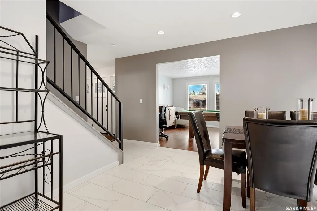 63 Metcalfe Road Regina SK S4V 0H6