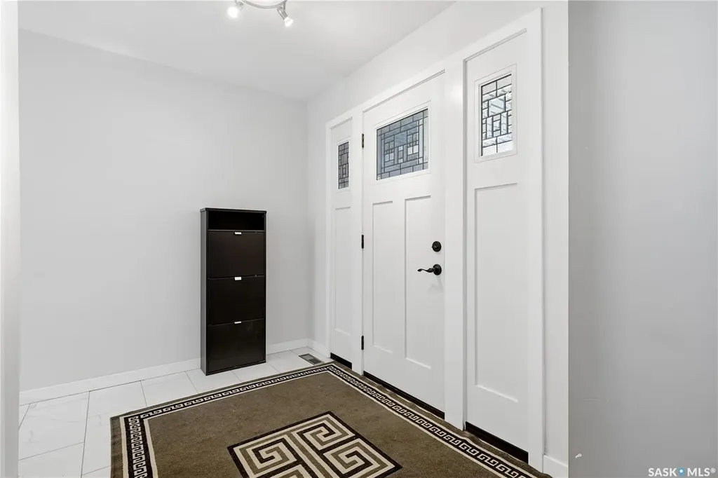 63 Metcalfe Road Regina SK S4V 0H6