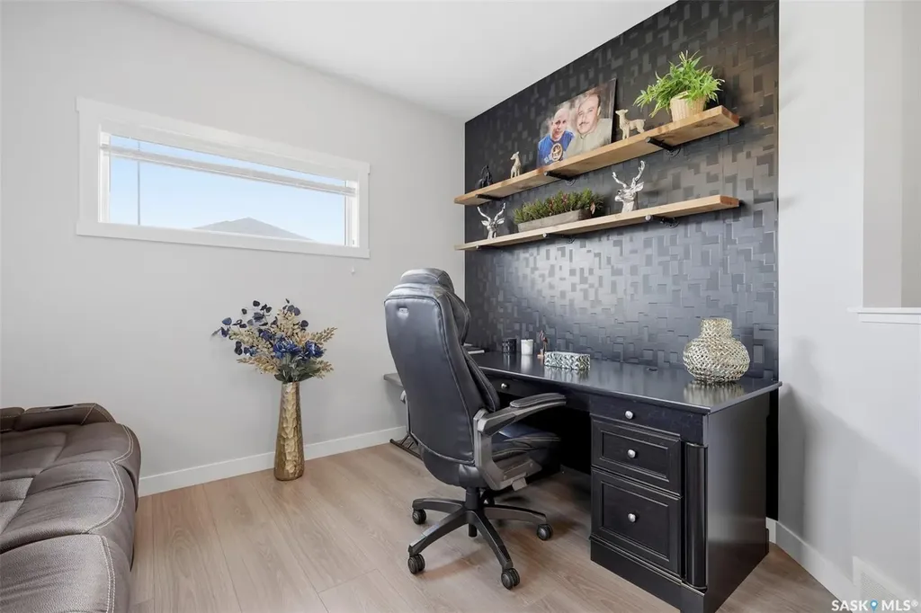 161 Dubois Crescent Saskatoon SK S7V 0R5