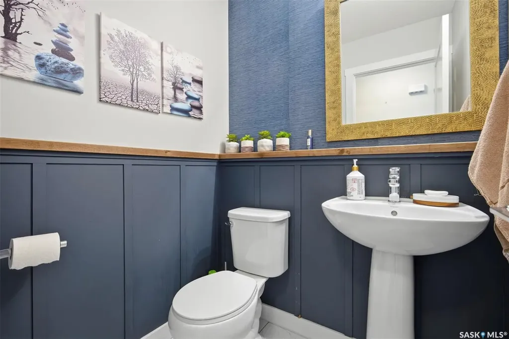 161 Dubois Crescent Saskatoon SK S7V 0R5