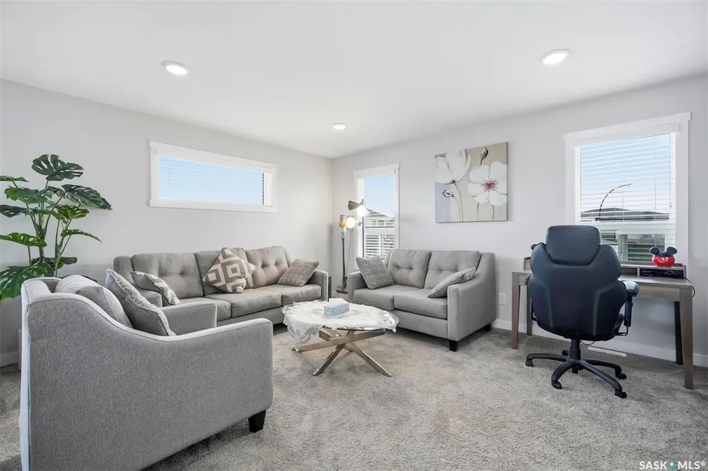 161 Dubois Crescent Saskatoon SK S7V 0R5