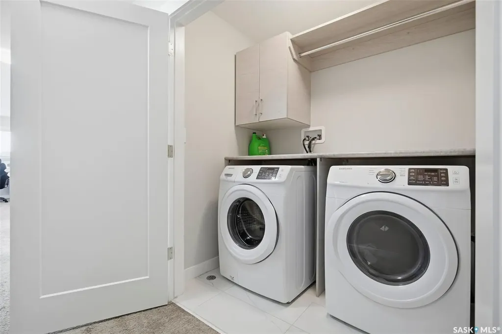 161 Dubois Crescent Saskatoon SK S7V 0R5
