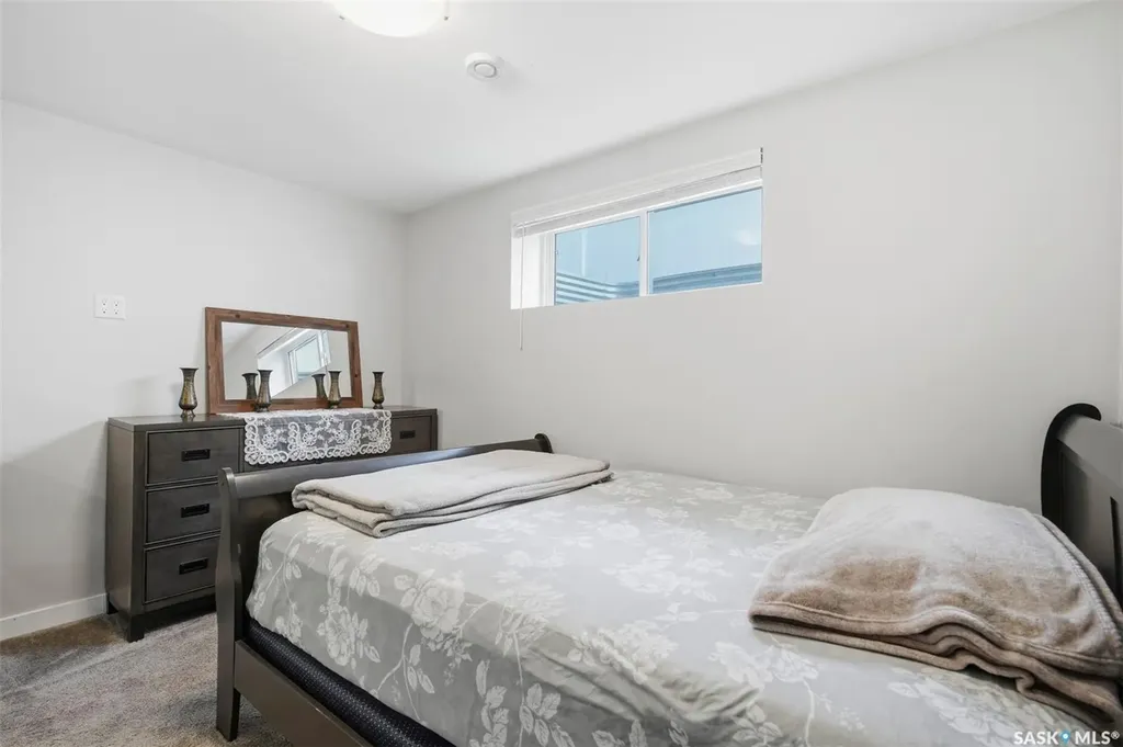 161 Dubois Crescent Saskatoon SK S7V 0R5
