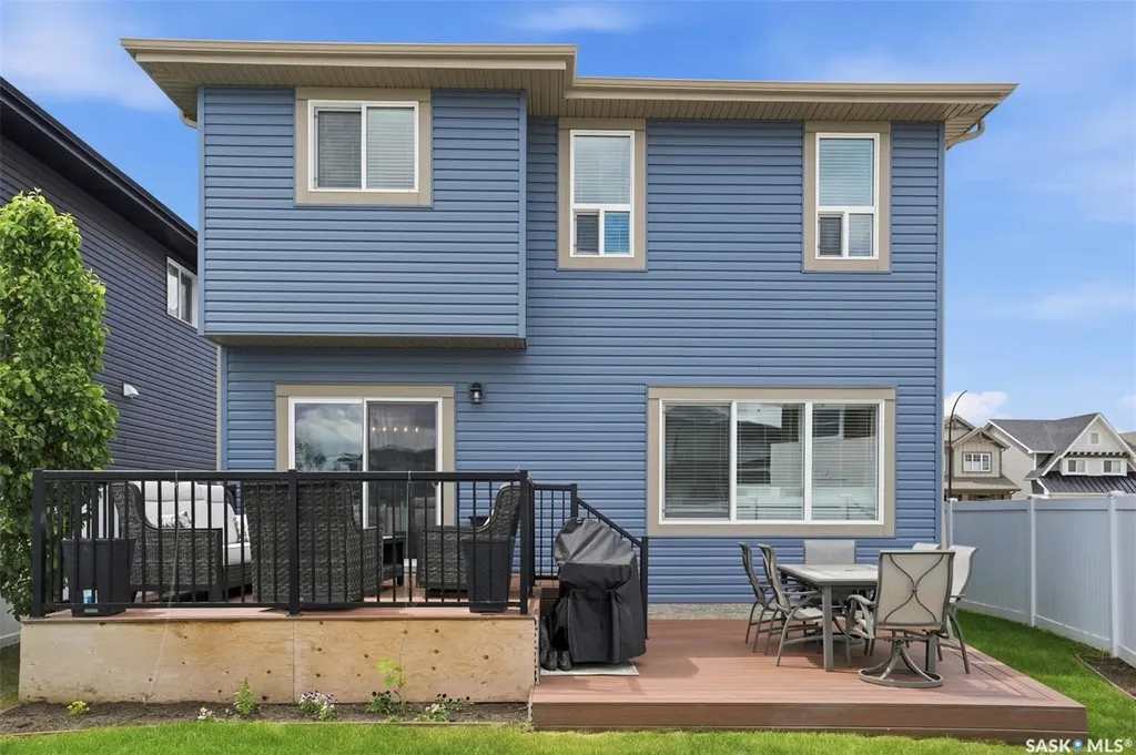 161 Dubois Crescent Saskatoon SK S7V 0R5