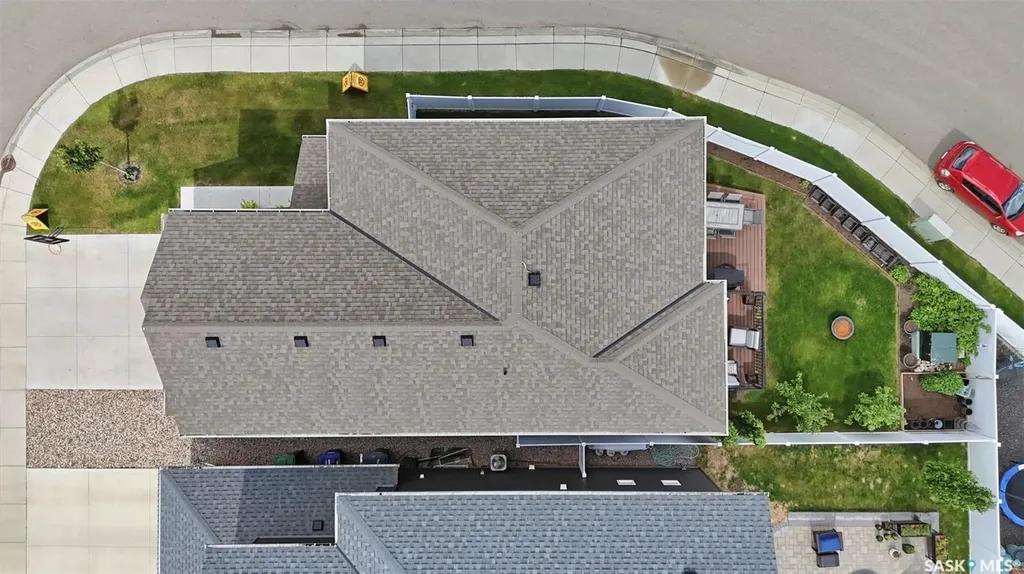 161 Dubois Crescent Saskatoon SK S7V 0R5