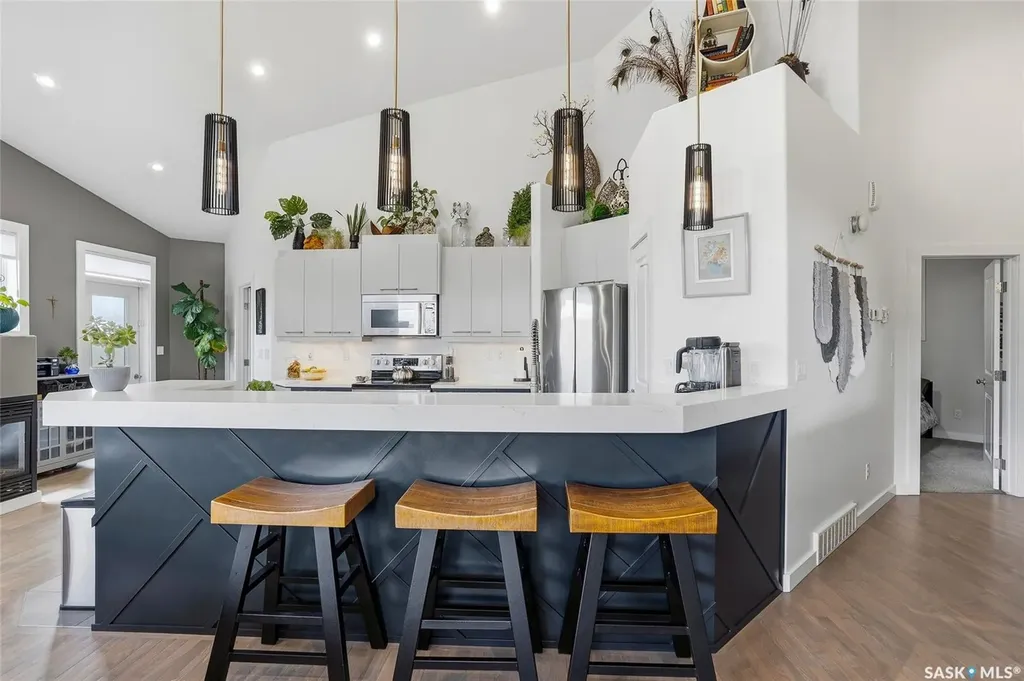 519 Trimble Crescent Saskatoon SK S7W 0E1