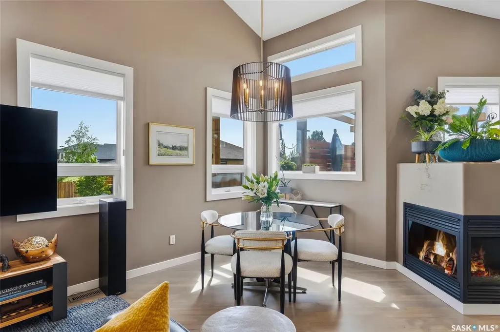 519 Trimble Crescent Saskatoon SK S7W 0E1