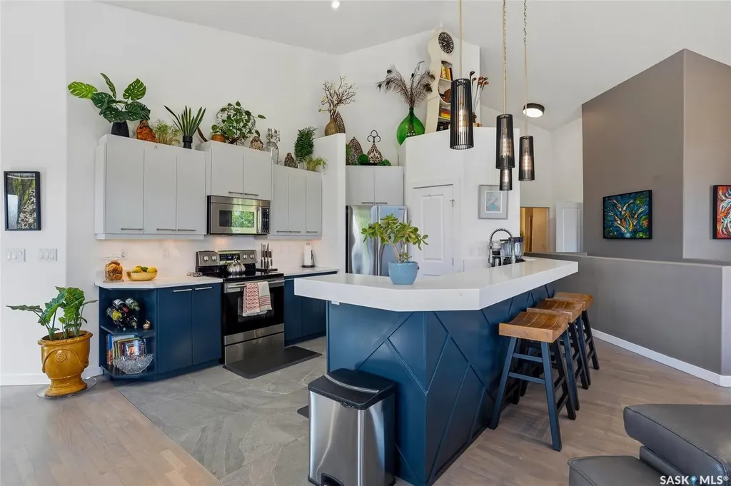 519 Trimble Crescent Saskatoon SK S7W 0E1