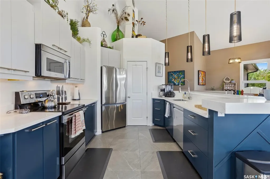 519 Trimble Crescent Saskatoon SK S7W 0E1