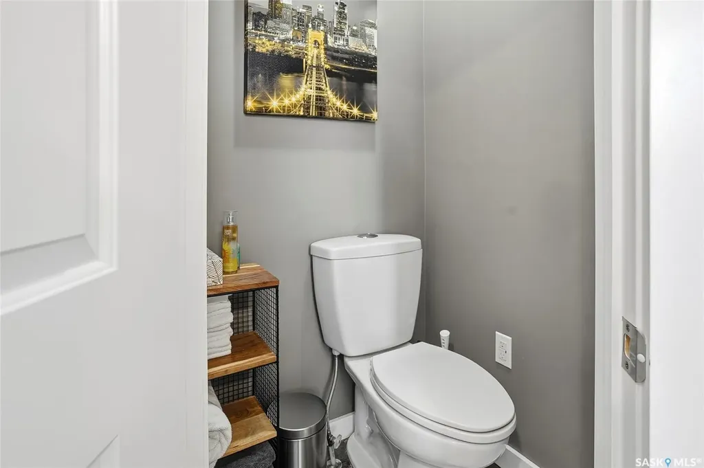 519 Trimble Crescent Saskatoon SK S7W 0E1