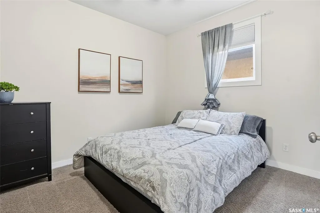 519 Trimble Crescent Saskatoon SK S7W 0E1