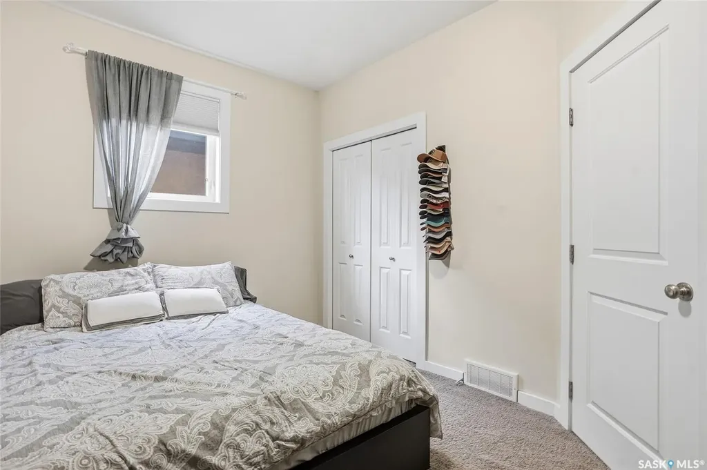 519 Trimble Crescent Saskatoon SK S7W 0E1